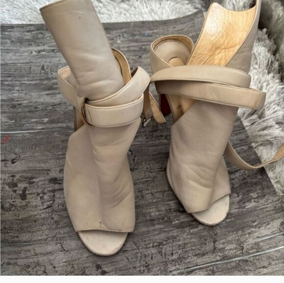 Christian Louboutin Hippik Nappa Booties Open Toe Heels 37.5 7.5 - Picture 7 of 8